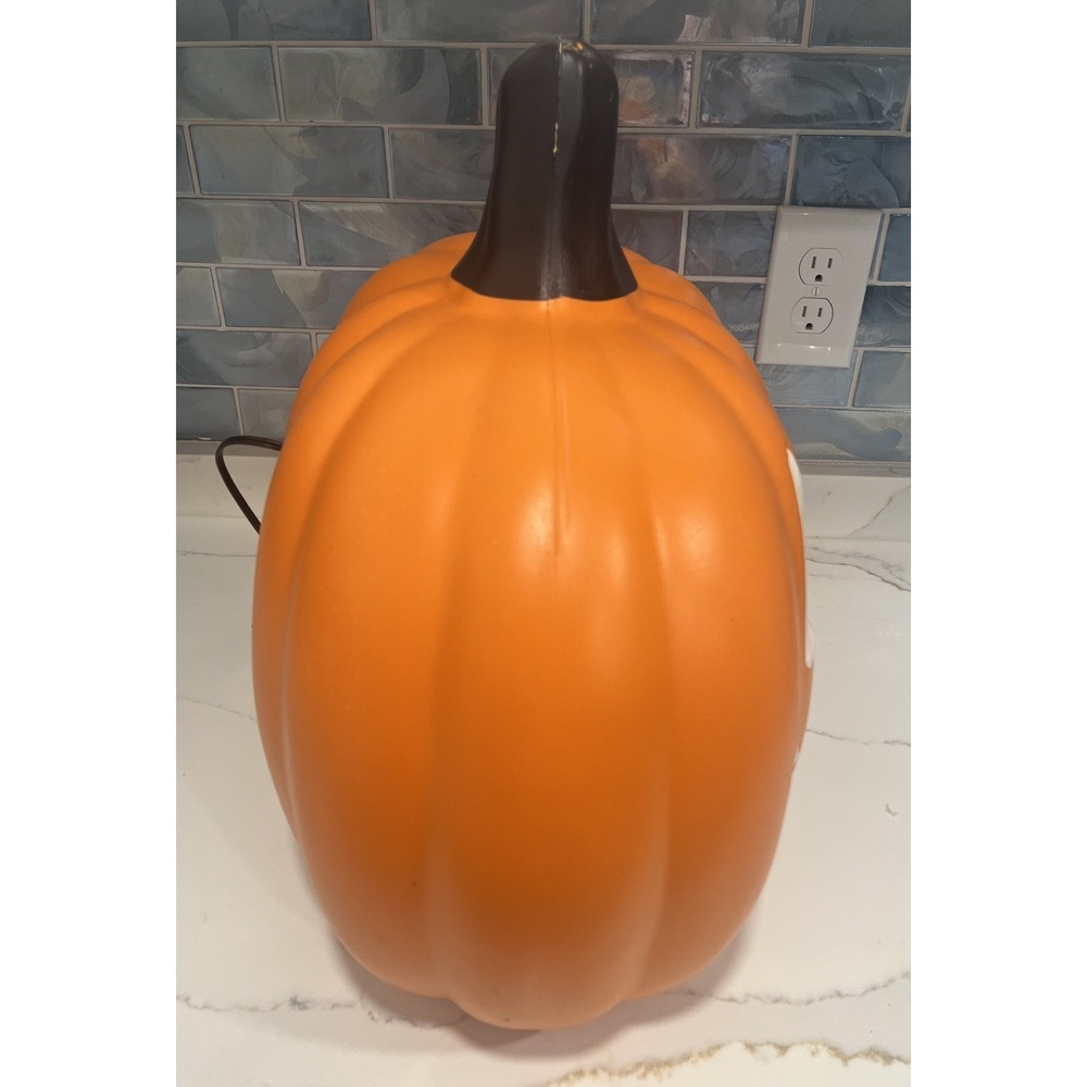 Vintage Large Gemmy Halloween Pumpkin Jack O' Lantern Light‎ Up Blow Mold   17" - Picture 7 of 12